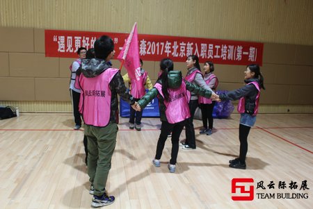 素質(zhì)拓展訓(xùn)練挑戰(zhàn)營(yíng)對(duì)孩子有什么幫助呢？