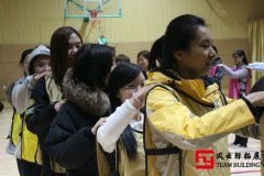 拓展感悟:拓展項(xiàng)目中尋找團(tuán)隊(duì)協(xié)作的黃金點(diǎn)