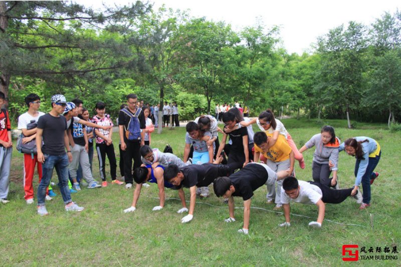 拓展八人過河、怪獸過河游戲圖片高清