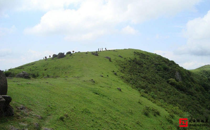 懷柔駝嶺1天團建拓展活動方案